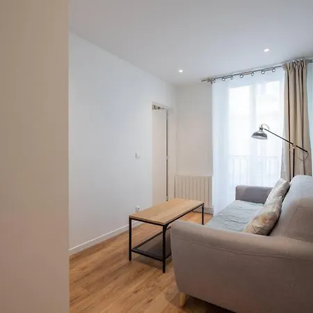 49 Rochechouart - Cozy Near Montmartre Apartment *