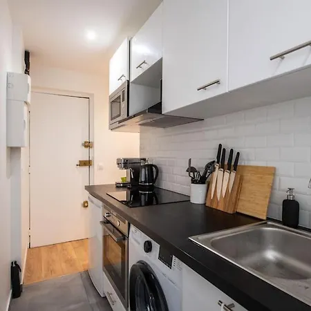 49 Rochechouart - Cozy Near Montmartre *