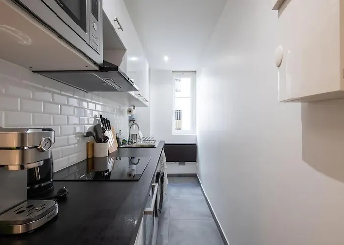 49 Rochechouart - Cozy Near Montmartre Apartman Párizs