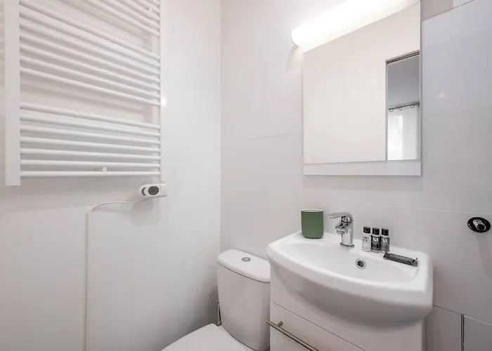 49 Rochechouart - Cozy Near Montmartre Apartman Párizs
