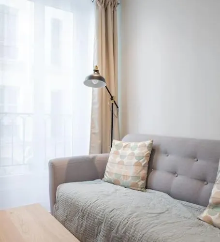 49 Rochechouart - Cozy Near Montmartre Apartman
